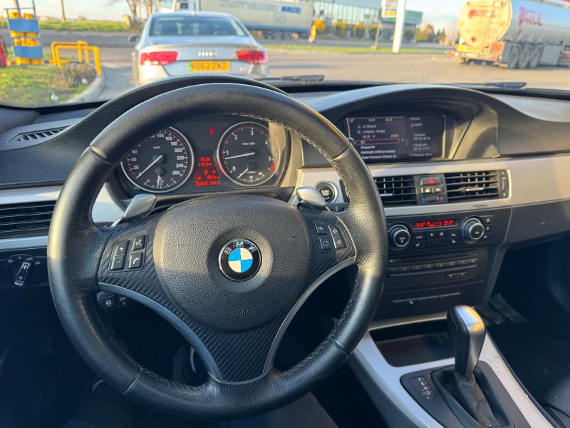 BMW 330 d Facelift, снимка 6 - Автомобили и джипове - 52554033