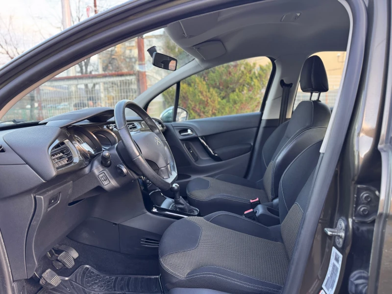Citroen C3 1.4i KLIMATIK, снимка 8 - Автомобили и джипове - 52617073