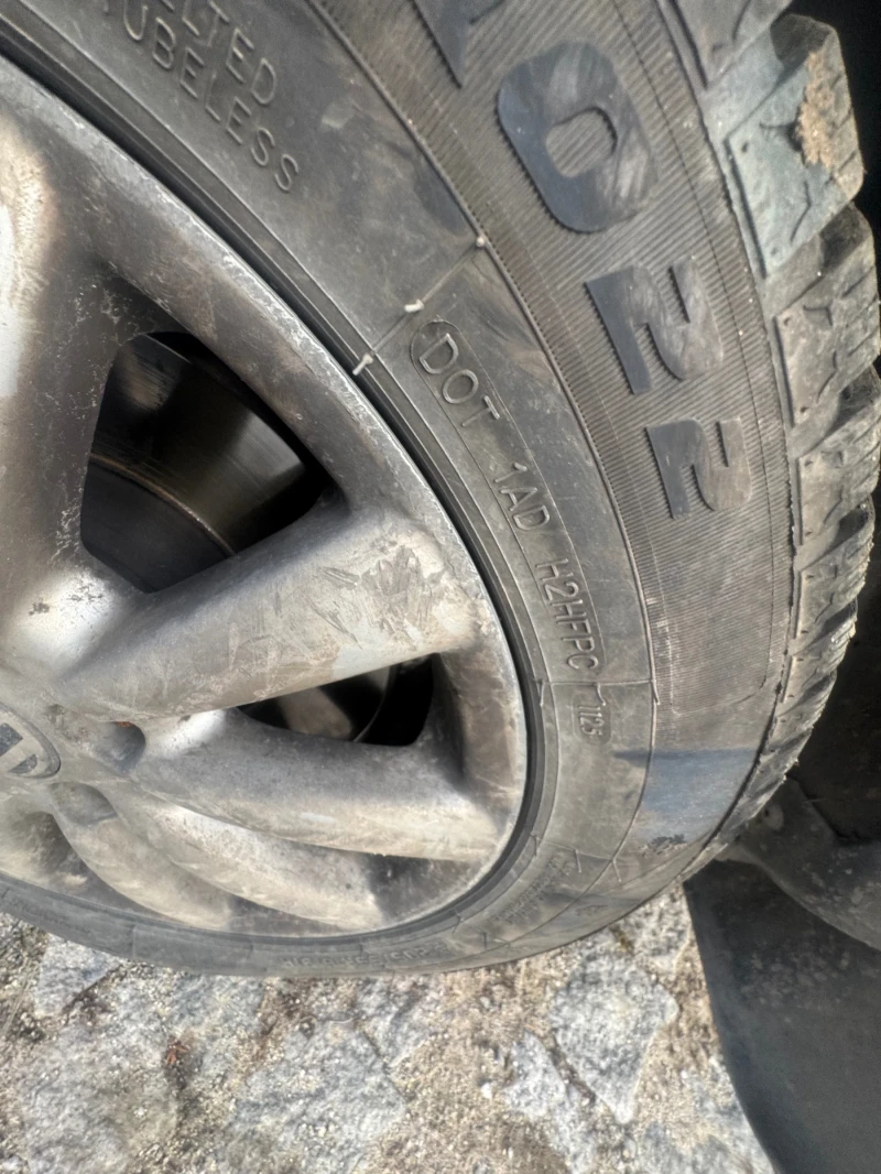 VW Sharan 1.9 Tdi 4 Motion На части, снимка 7 - Автомобили и джипове - 53119789