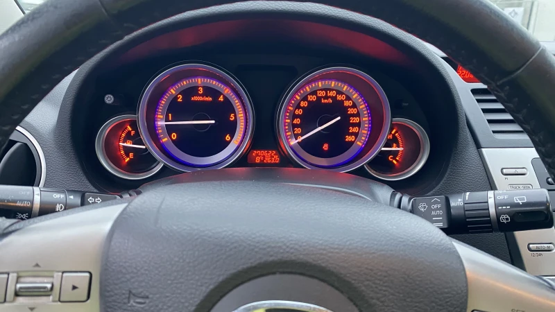 Mazda 6, снимка 16 - Автомобили и джипове - 53358873