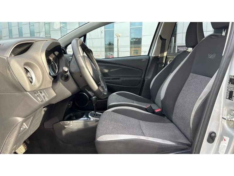 Toyota Yaris 1.5 HSD LUNA PLUS, снимка 12 - Автомобили и джипове - 53430507