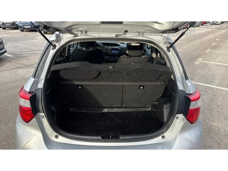 Toyota Yaris 1.5 HSD LUNA PLUS, снимка 10 - Автомобили и джипове - 53430507