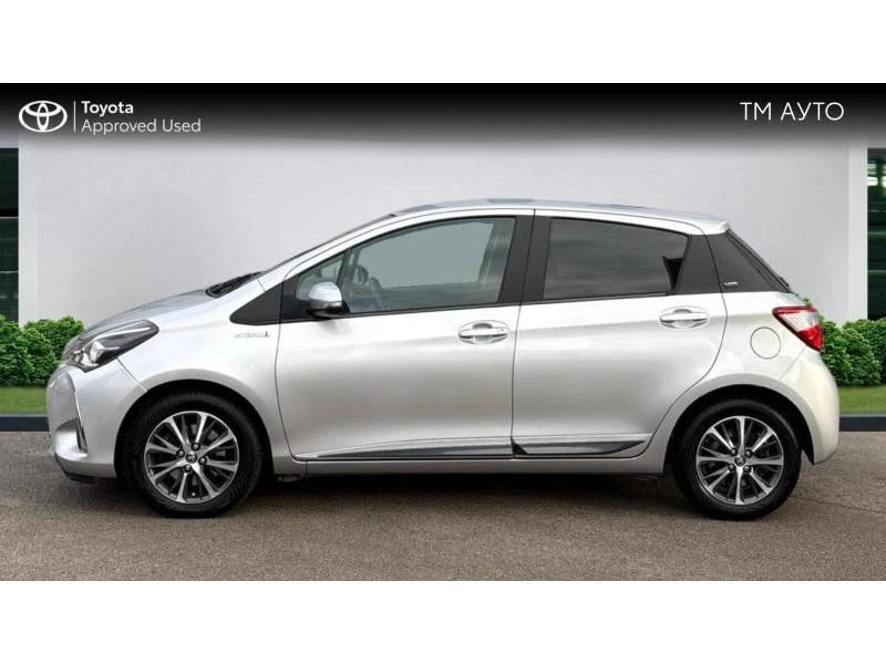 Toyota Yaris 1.5 HSD LUNA PLUS, снимка 3 - Автомобили и джипове - 53430507
