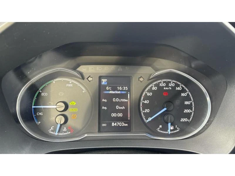 Toyota Yaris 1.5 HSD LUNA PLUS, снимка 14 - Автомобили и джипове - 53430507