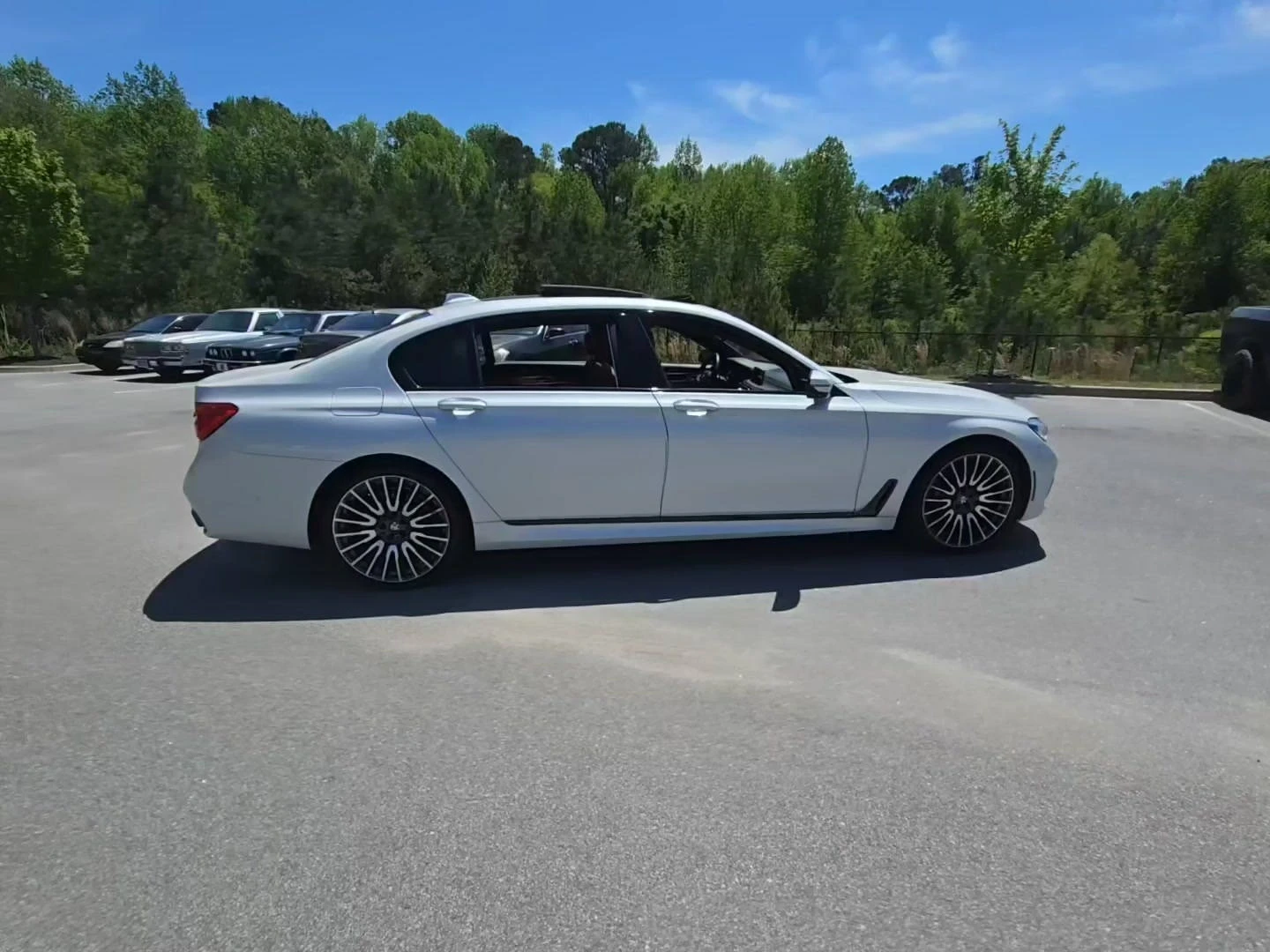 BMW 750 i M SPORT LINE - изображение 4