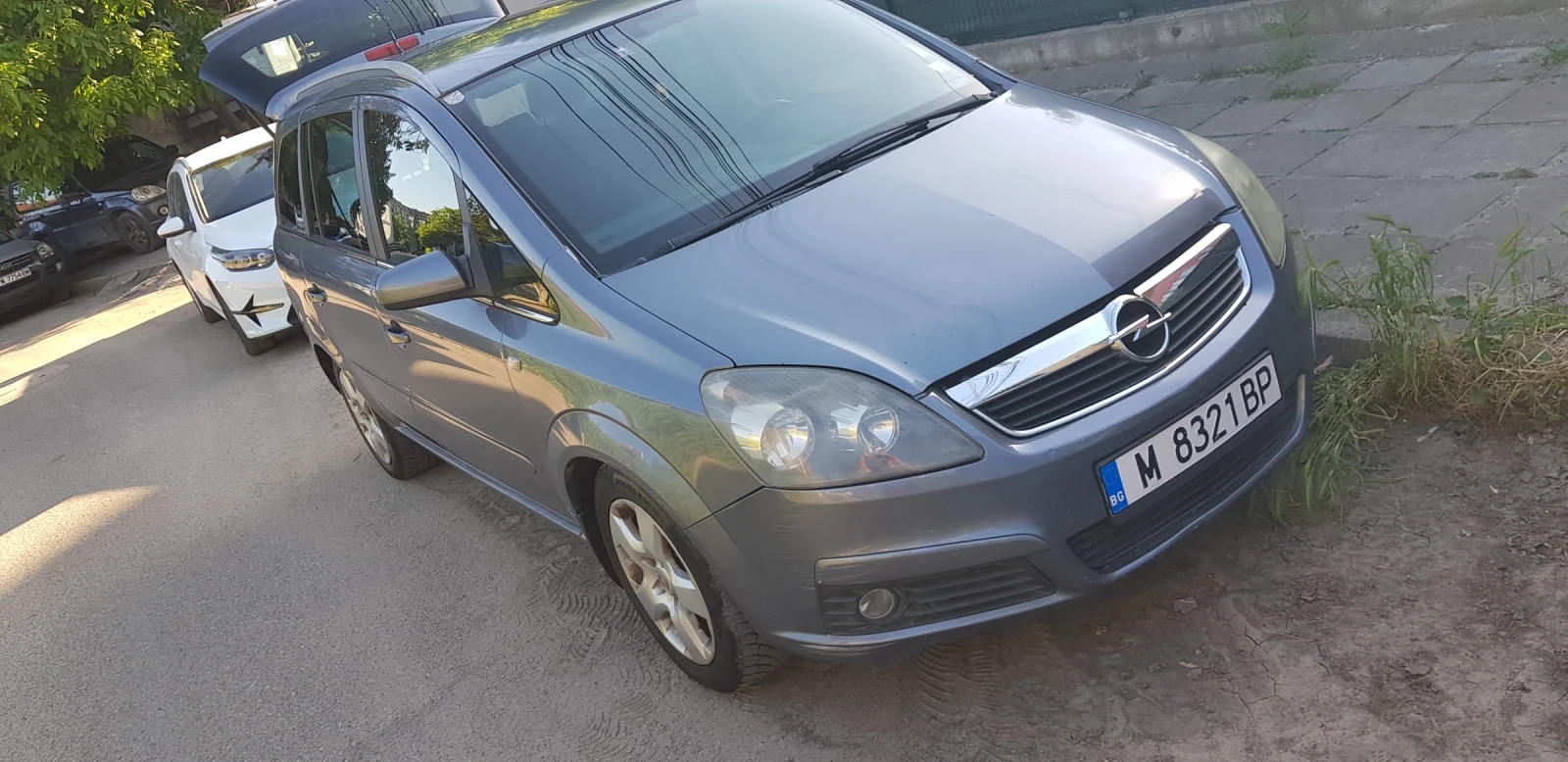 Opel Zafira 1.9 TDCI - изображение 2