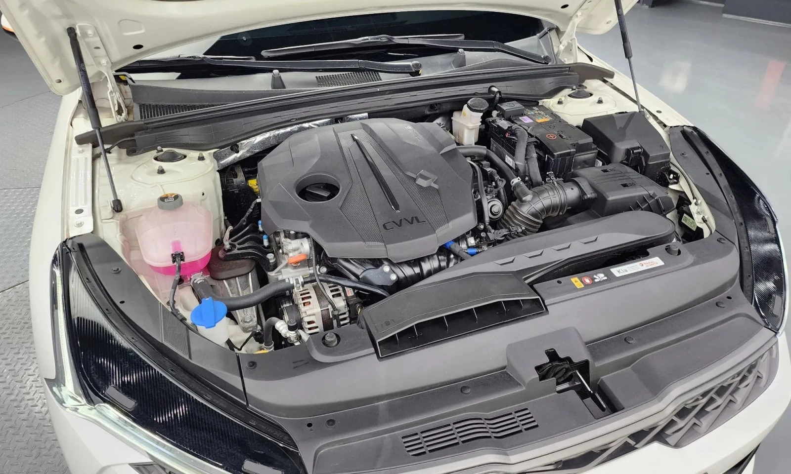Kia K5 K5 3Rd Generation 2.0 Trendy - изображение 5