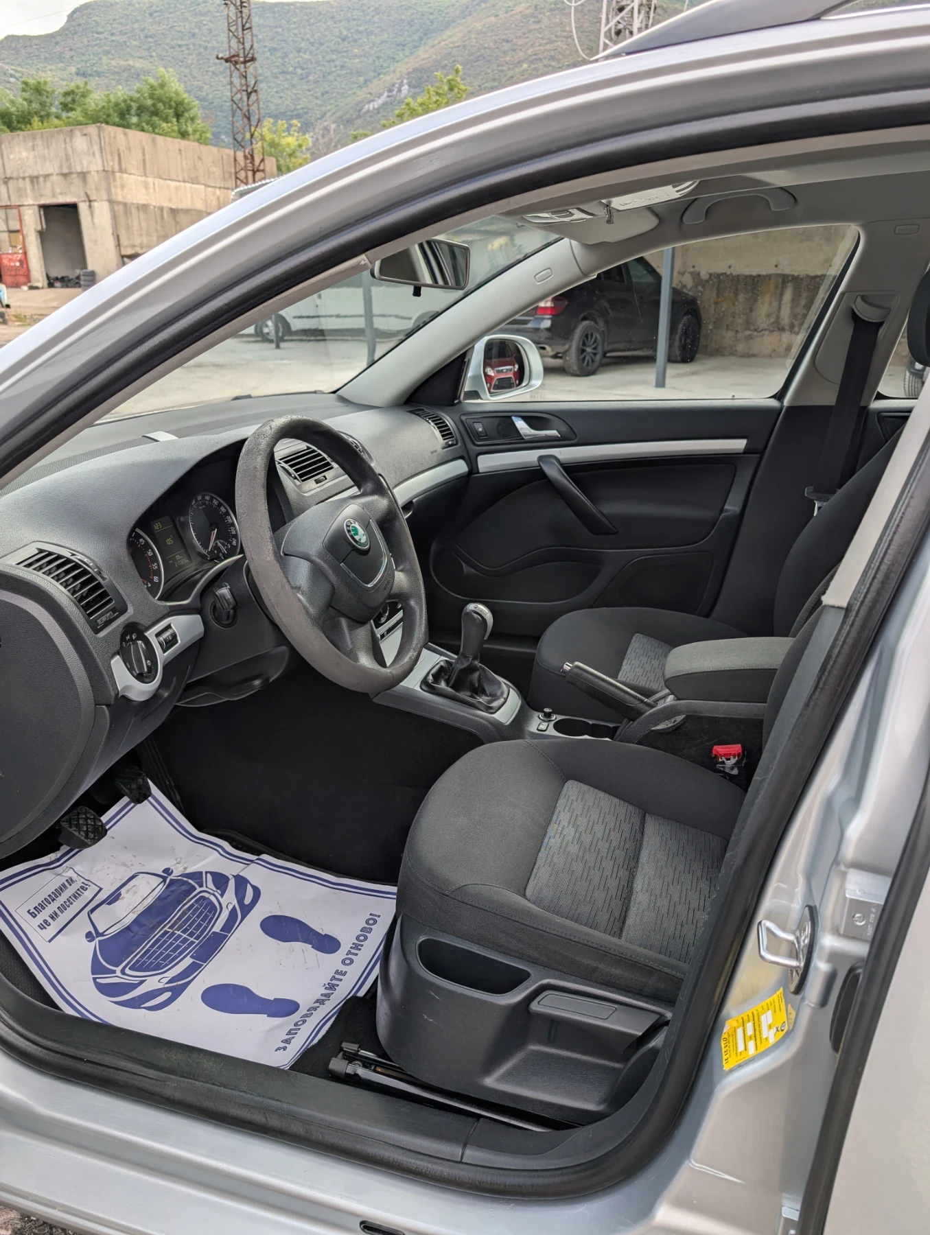 Skoda Octavia 1.9 TDI 4x4 - изображение 9