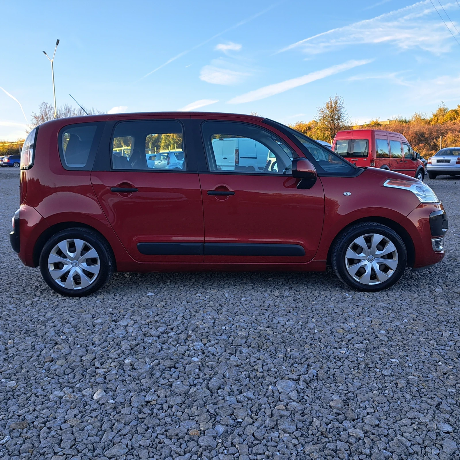 Citroen C3 Picasso 1.6 HDI - изображение 7