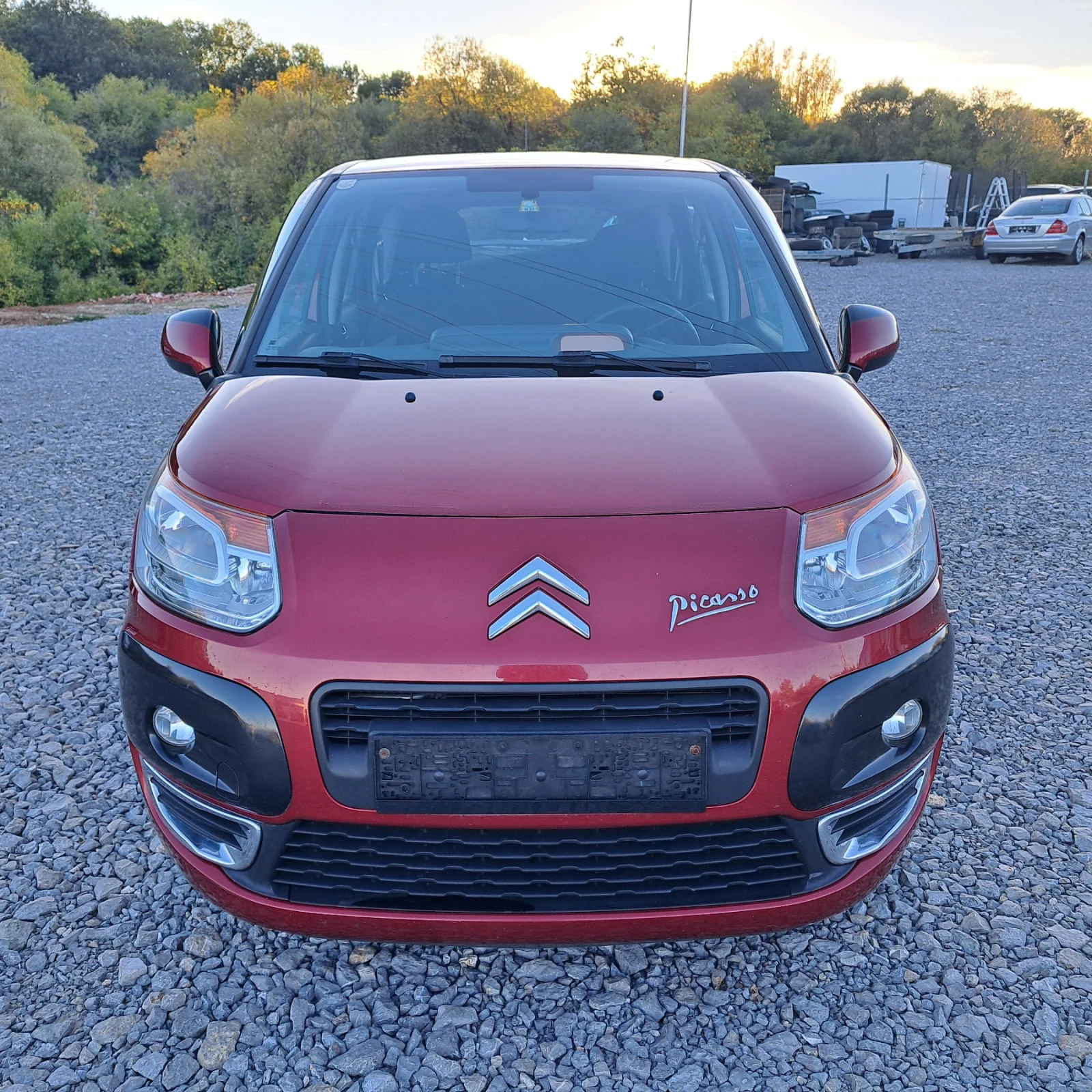 Citroen C3 Picasso 1.6 HDI - изображение 3