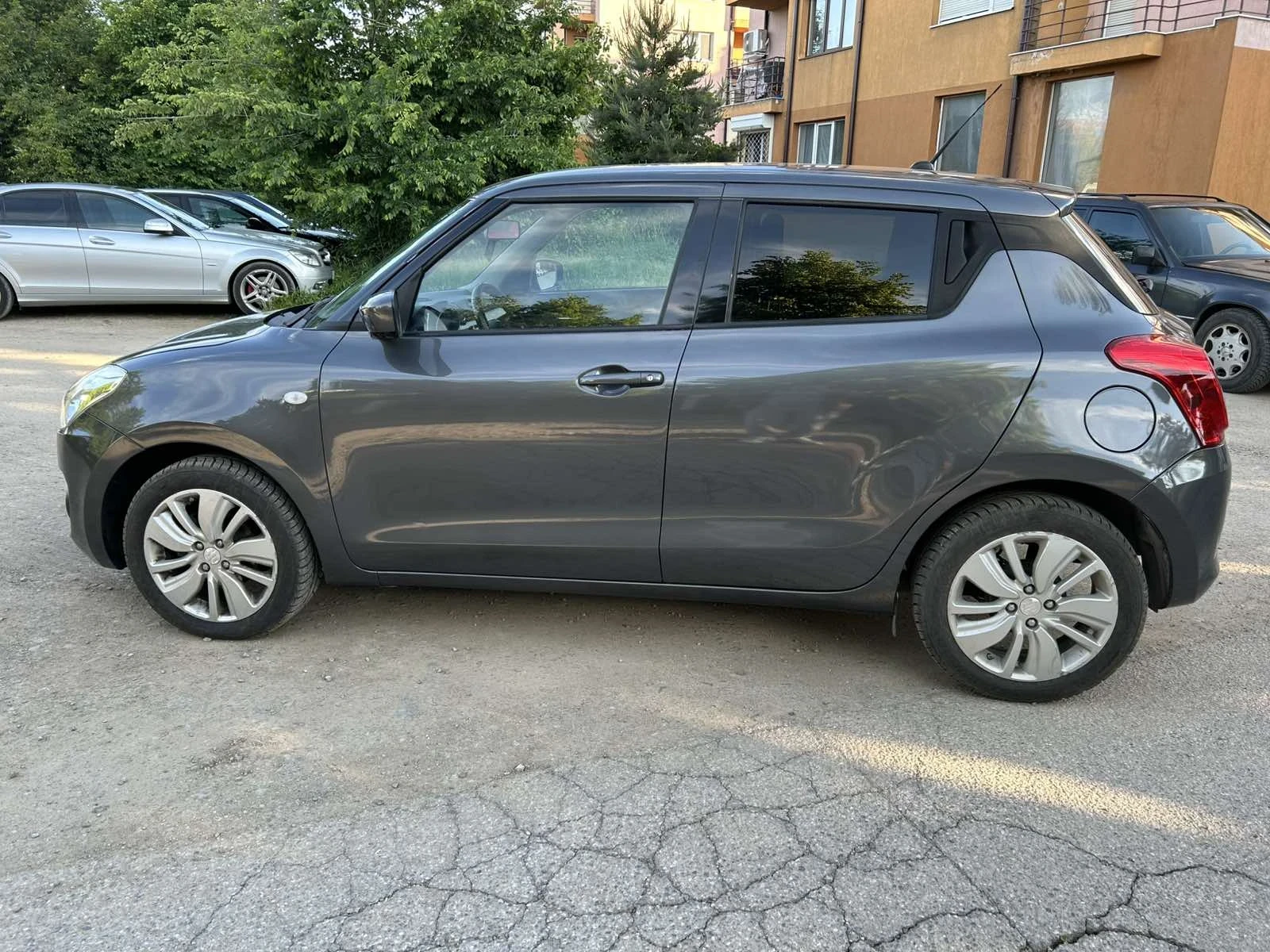 Suzuki Swift 1.3 - изображение 5