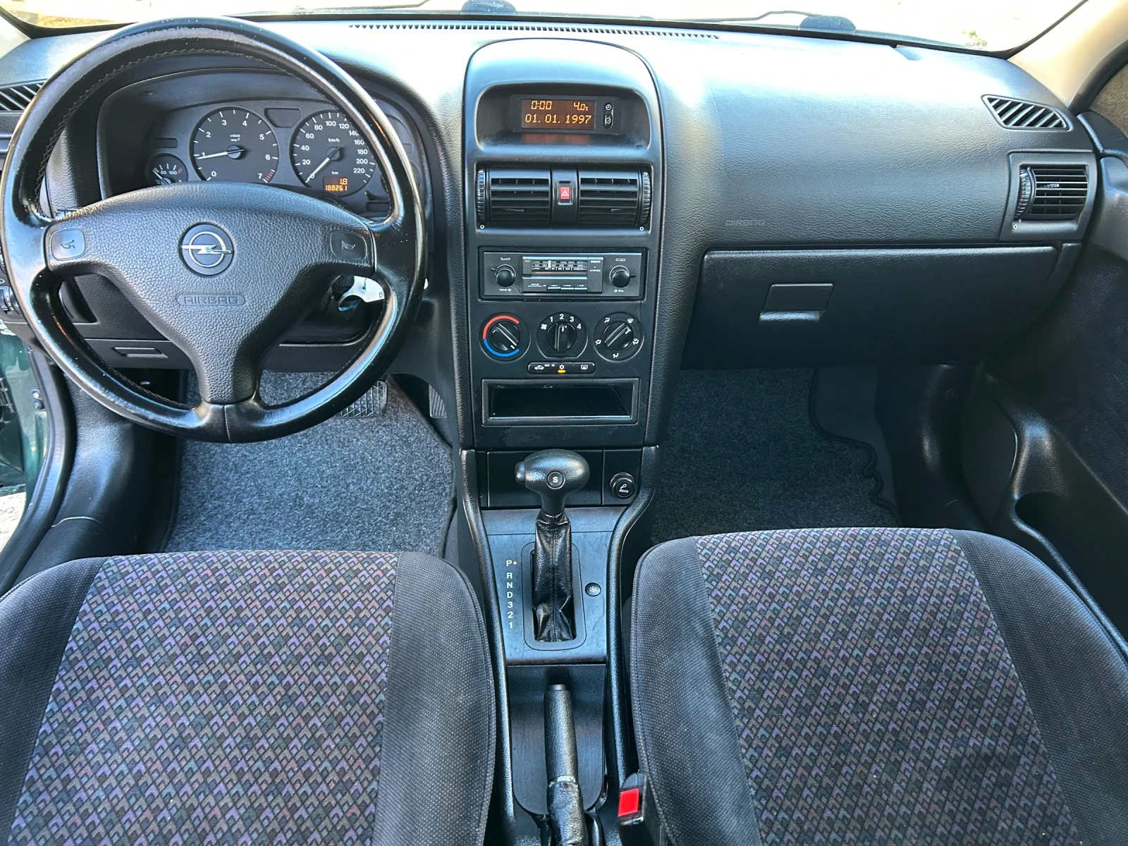 Opel Astra 1.6mi 75k.c. АВТОМАТИК - изображение 10