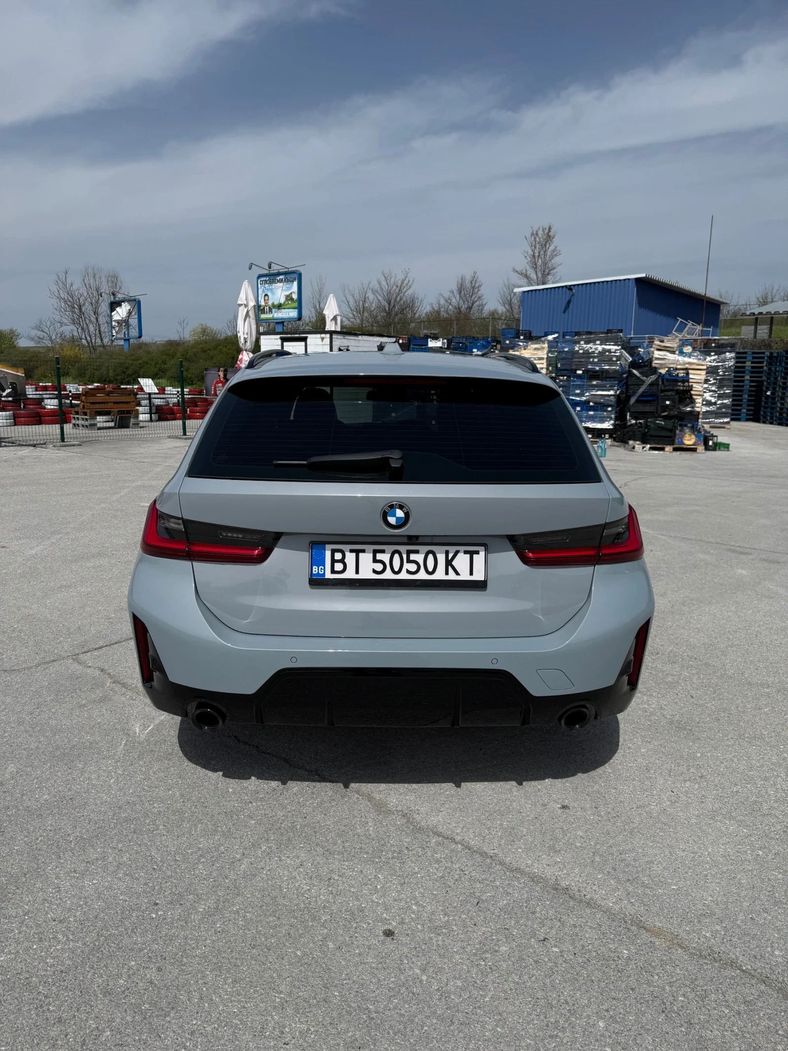 BMW 320, снимка 6 - Автомобили и джипове - 53572090