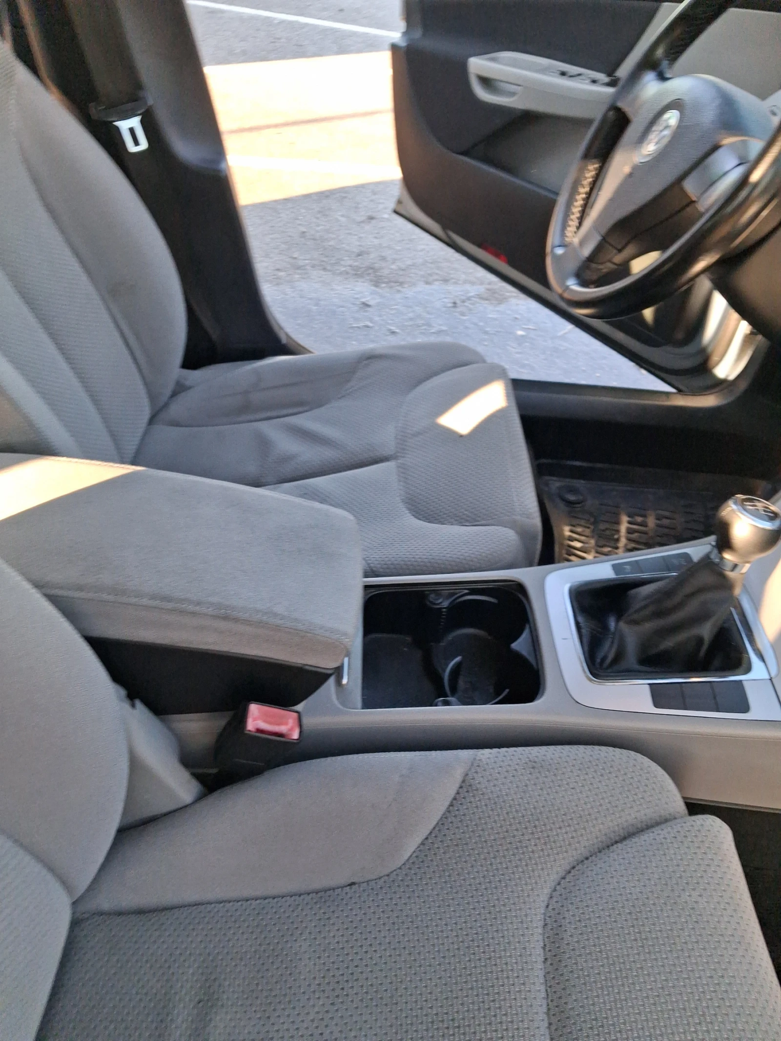 VW Passat, снимка 15 - Автомобили и джипове - 53818863