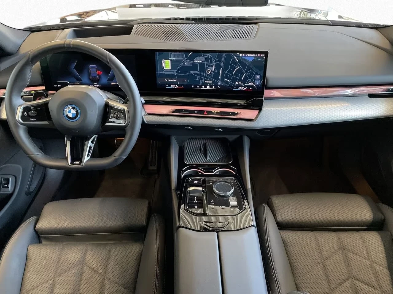 BMW i5 xDrive40 M-Sport Ad.LED 360 DIST Winter Pack+ PANO, снимка 10 - Автомобили и джипове - 55715527