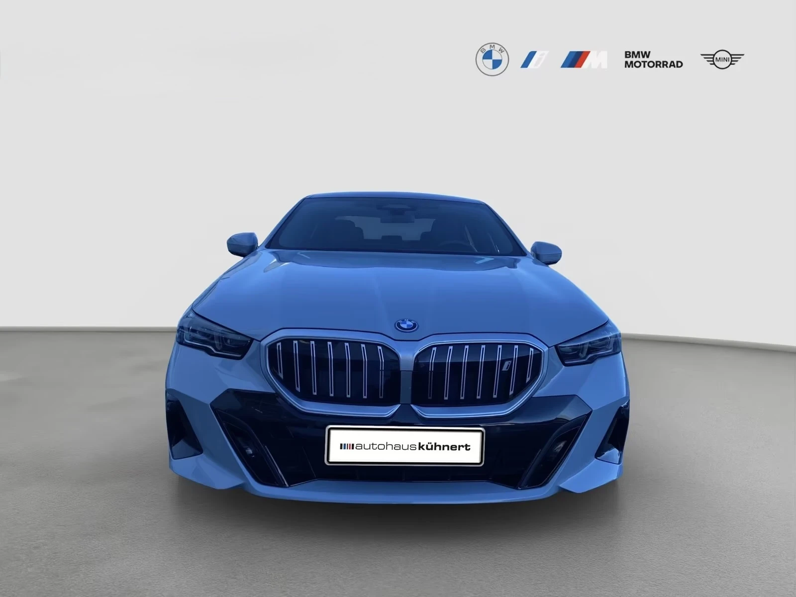 BMW i5 eDrive40 M-Sport Ad.LED 360 DIST Winter Pack+ PANO, снимка 3 - Автомобили и джипове - 54193948