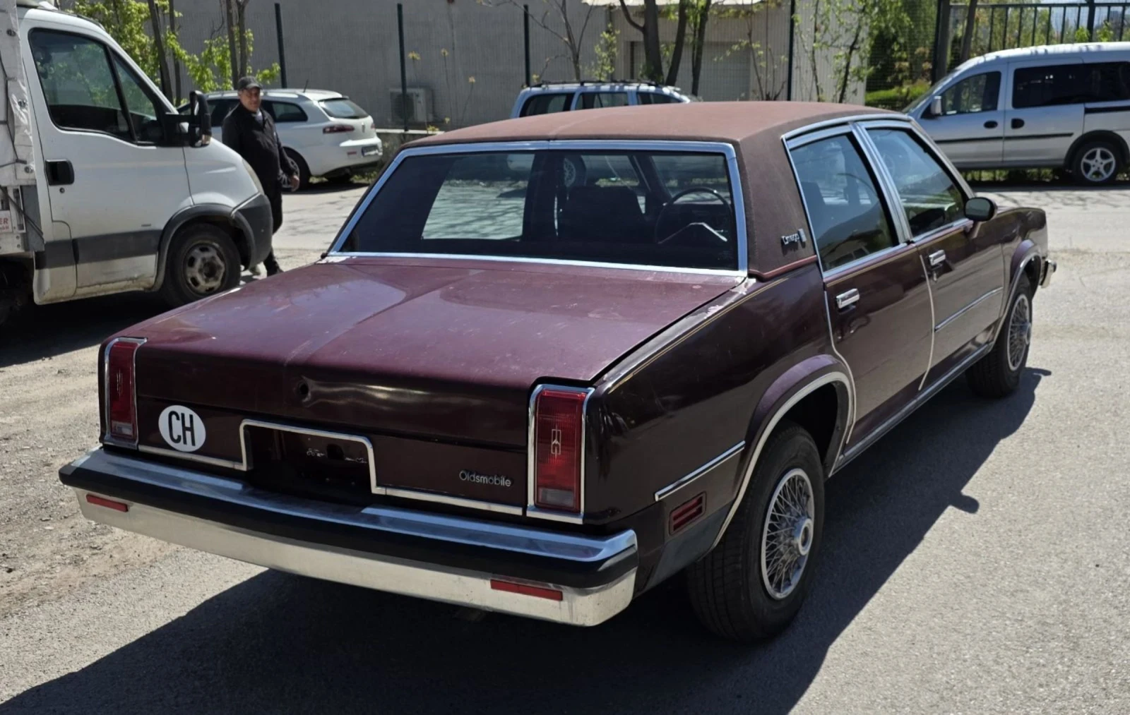 Oldsmobile Toronado Omega, снимка 3 - Автомобили и джипове - 54400475