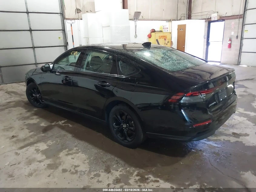 Honda Accord 1.5l Se, снимка 3 - Автомобили и джипове - 54434022