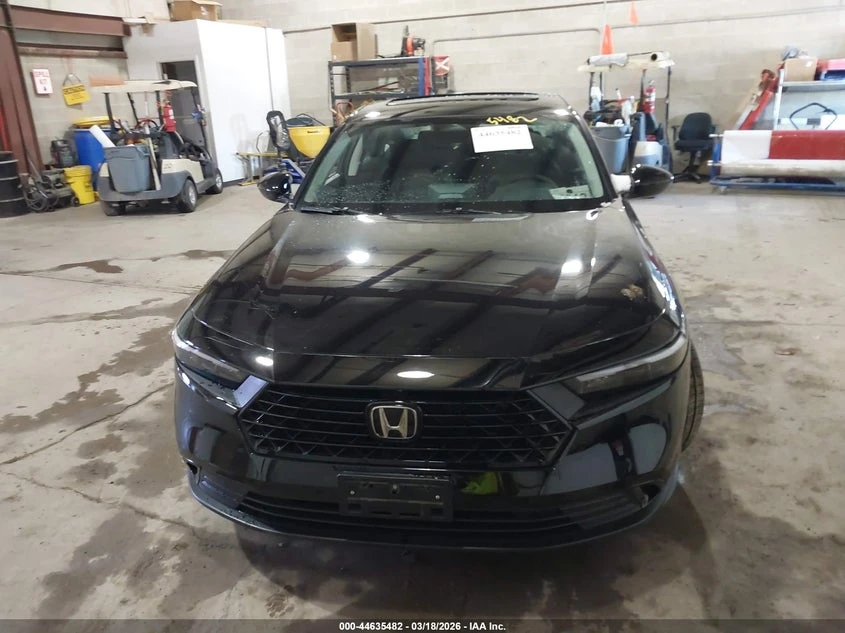 Honda Accord 1.5l Se, снимка 12 - Автомобили и джипове - 54434022