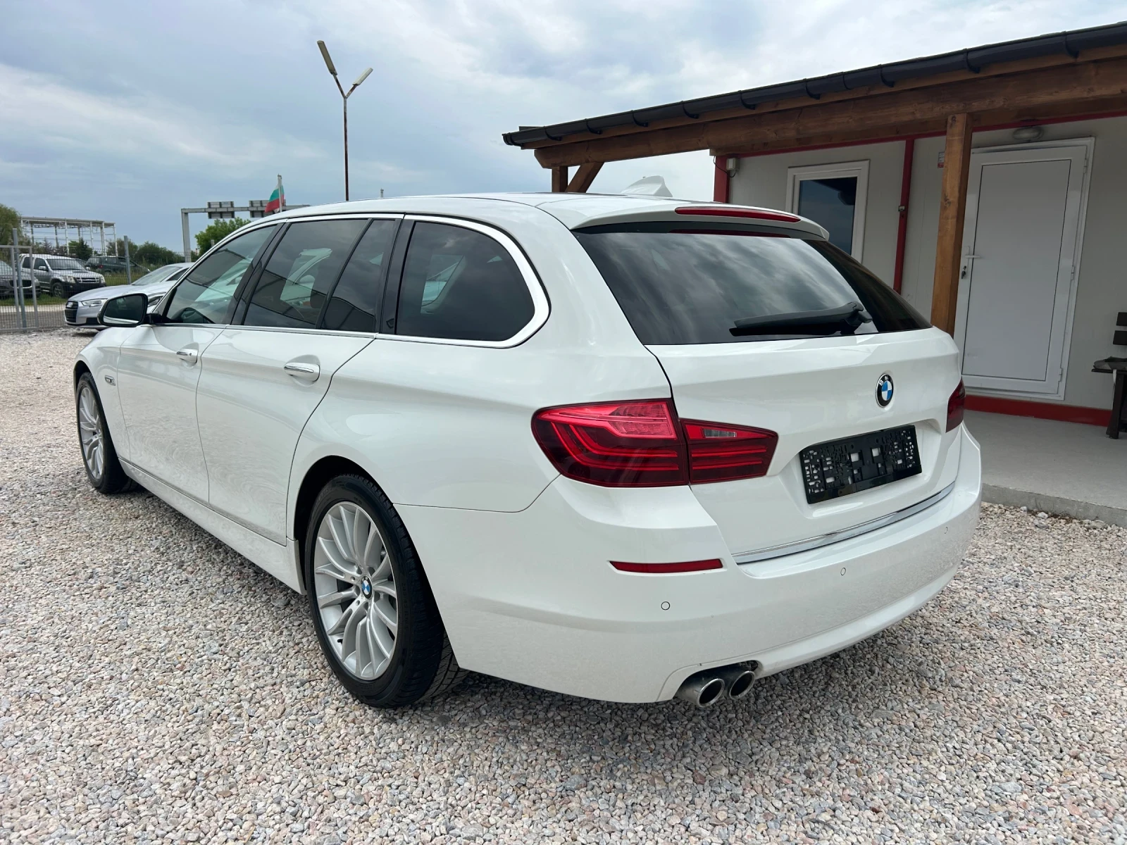 BMW 520 * 2.0* 190к.с* LUXORY* FULL* OPTION* , снимка 4 - Автомобили и джипове - 54457755
