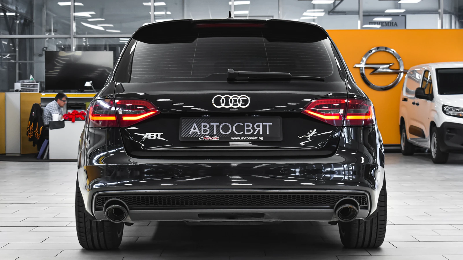 Audi A4 Avant 3.0 TDI V6 quattro S tronic, снимка 3 - Автомобили и джипове - 54830768