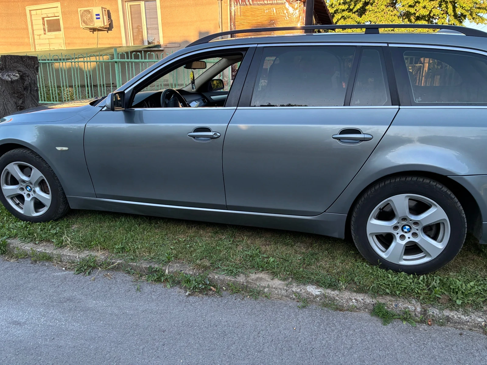 BMW 530, снимка 8 - Автомобили и джипове - 55073527