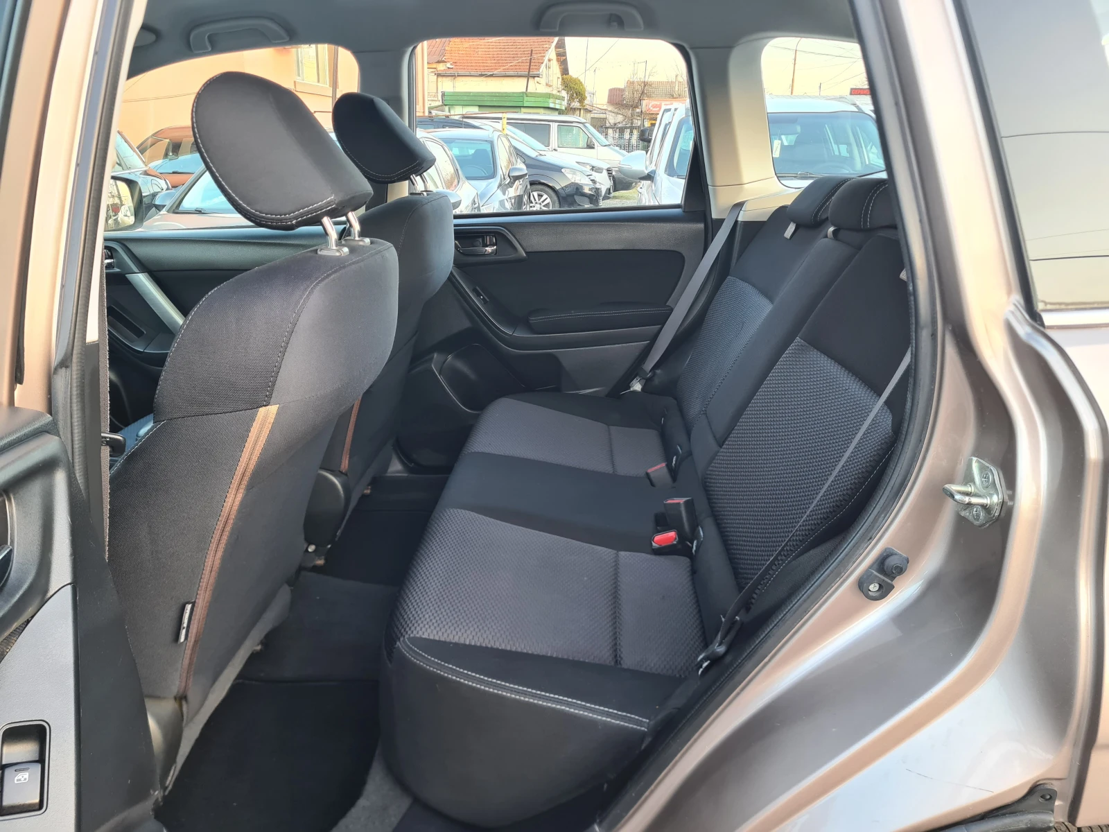 Subaru Forester 2.0D-AWD-ЛИЗИНГ, снимка 11 - Автомобили и джипове - 55198468