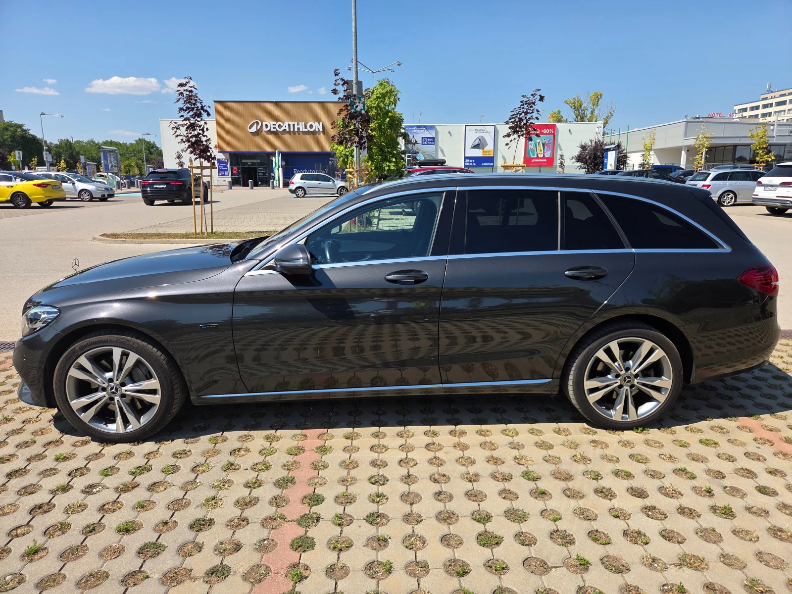 Mercedes-Benz C 300 EQ power Plug-in hybrid , снимка 17 - Автомобили и джипове - 55543554