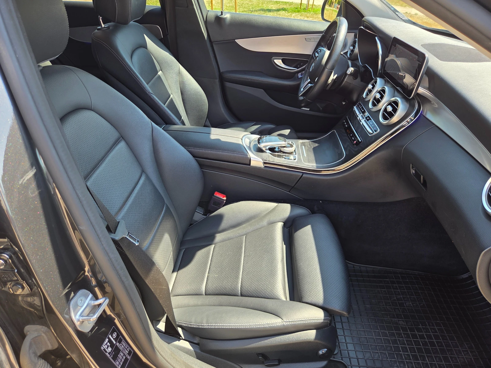 Mercedes-Benz C 300 EQ power Plug-in hybrid , снимка 10 - Автомобили и джипове - 55543554