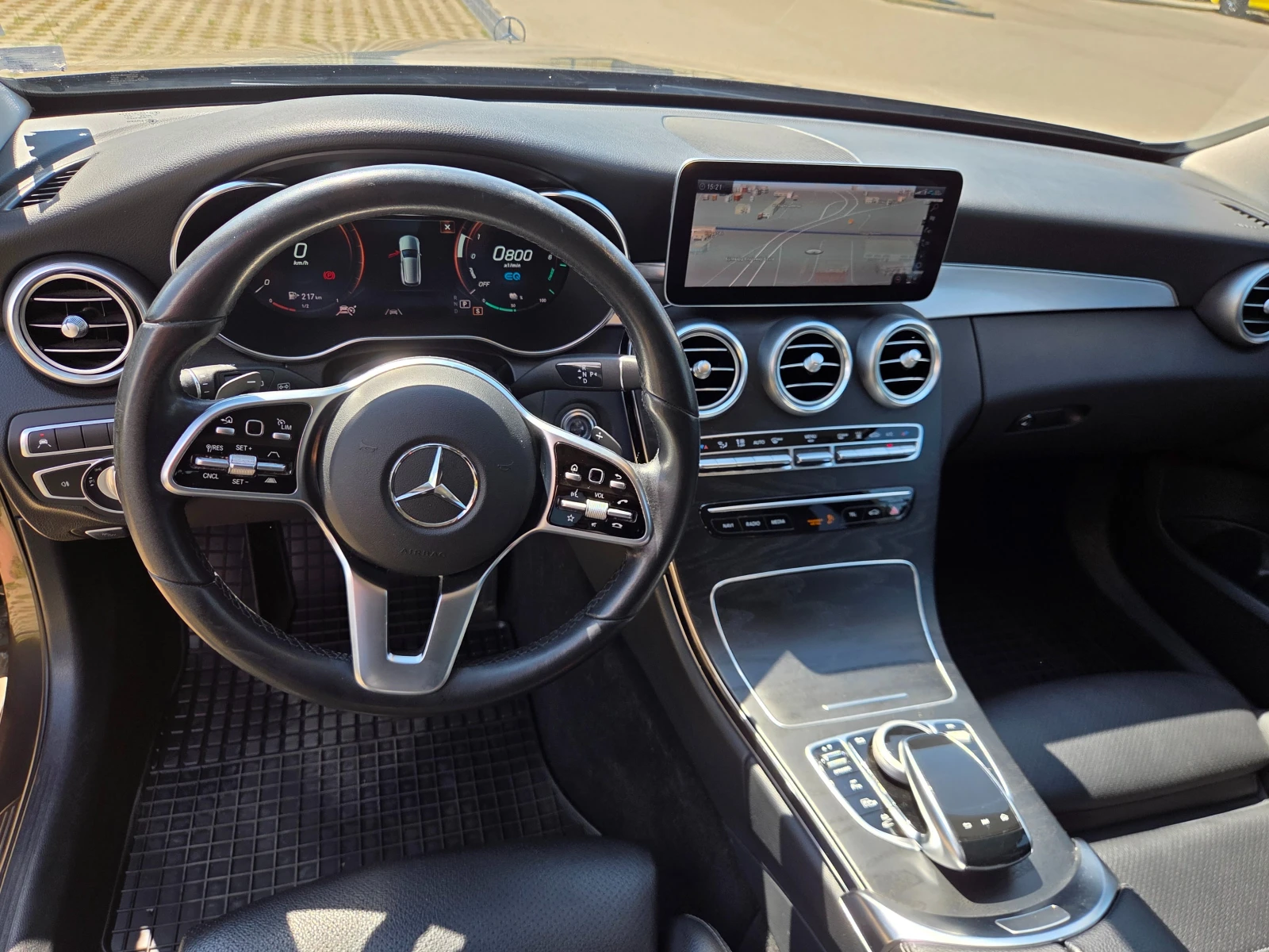 Mercedes-Benz C 300 EQ power Plug-in hybrid , снимка 11 - Автомобили и джипове - 55543554