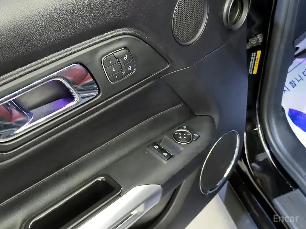 Ford Mustang ECOBOOST* TURBO* Подгрев* Камера* Cruise Control* , снимка 9 - Автомобили и джипове - 55787564