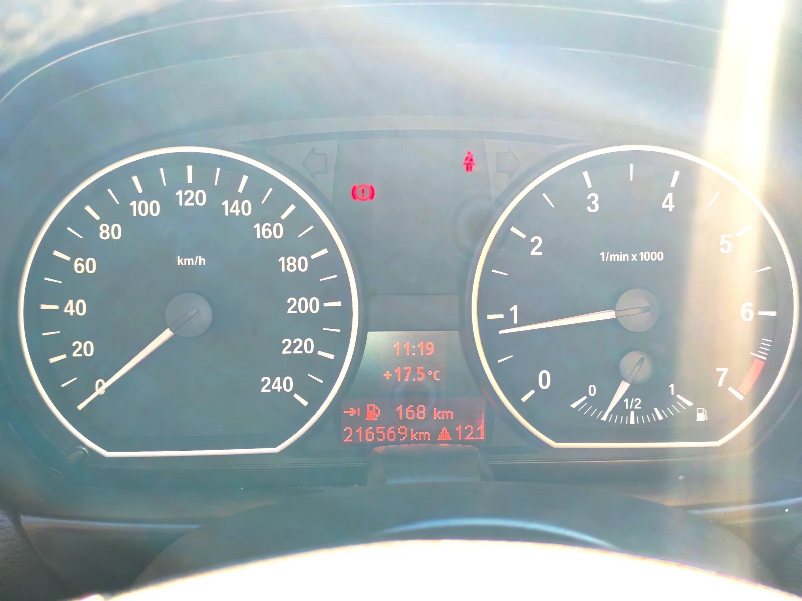 BMW 116 Фейслифт, снимка 9 - Автомобили и джипове - 56096571