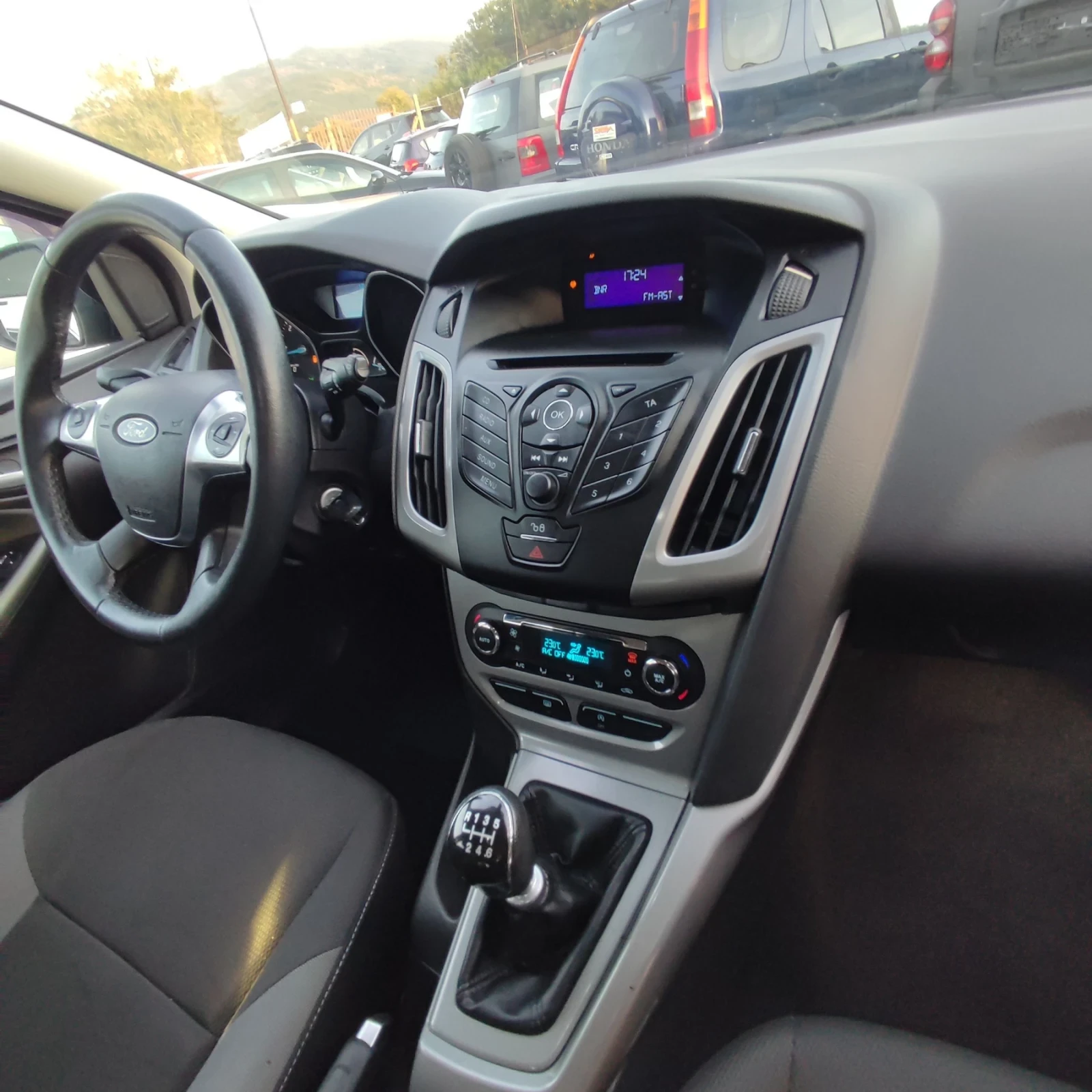 Ford Focus 1.6TDCI* 95кс* TITANIUM* KLIMATRONIK* , снимка 11 - Автомобили и джипове - 56334628