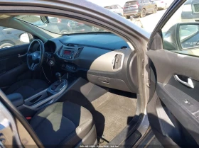 Kia Sportage 2.4L I-4 DI, DOHC, VVT, 182HP All Wheel Drive, снимка 5