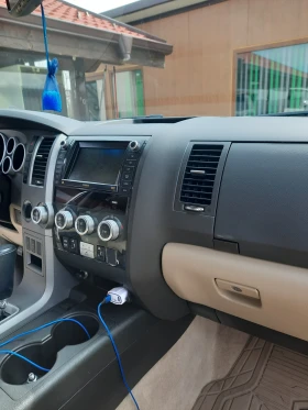 Toyota Sequoia, снимка 12