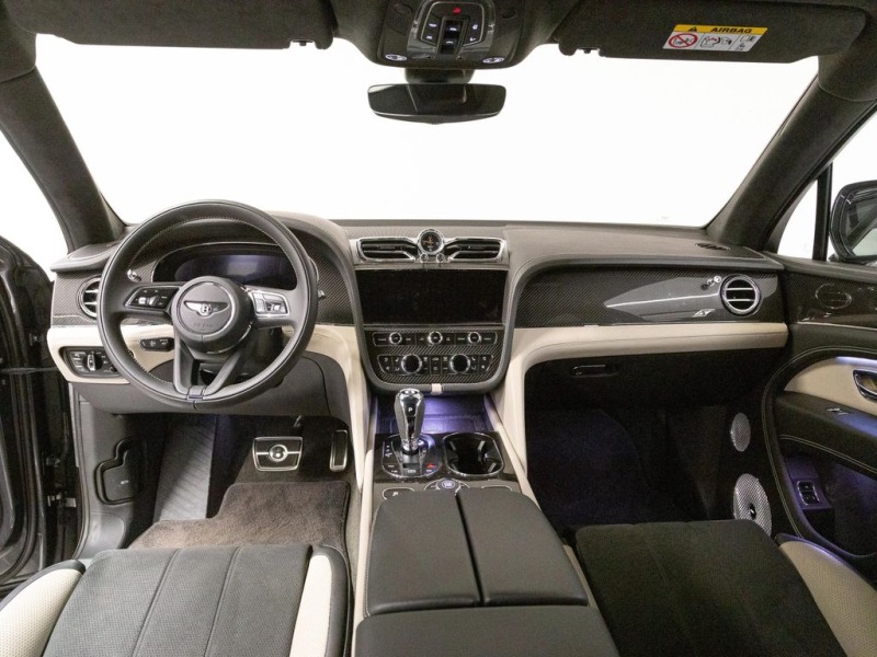 Bentley Bentayga S/ CARBON/ 4-SEATS/ NAIM/ PANO/ 360/ TV/ , снимка 11 - Автомобили и джипове - 45852771