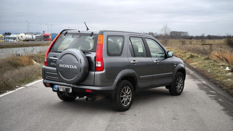 Honda Cr-v 2.0 ГАЗ, снимка 3 - Автомобили и джипове - 48211280