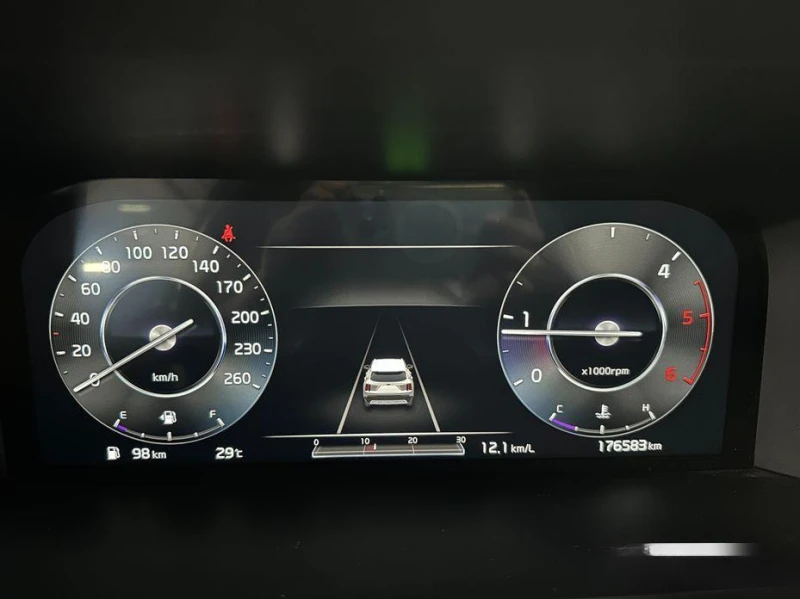 Kia Sorento Diesel 2.2 2WD * НАЙ-ДОБРА ЦЕНА В БЪЛГАРИЯ* , снимка 9 - Автомобили и джипове - 51965191