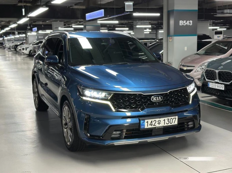 Kia Sorento Diesel 2.2 2WD * НАЙ-ДОБРА ЦЕНА В БЪЛГАРИЯ* , снимка 2 - Автомобили и джипове - 51965191