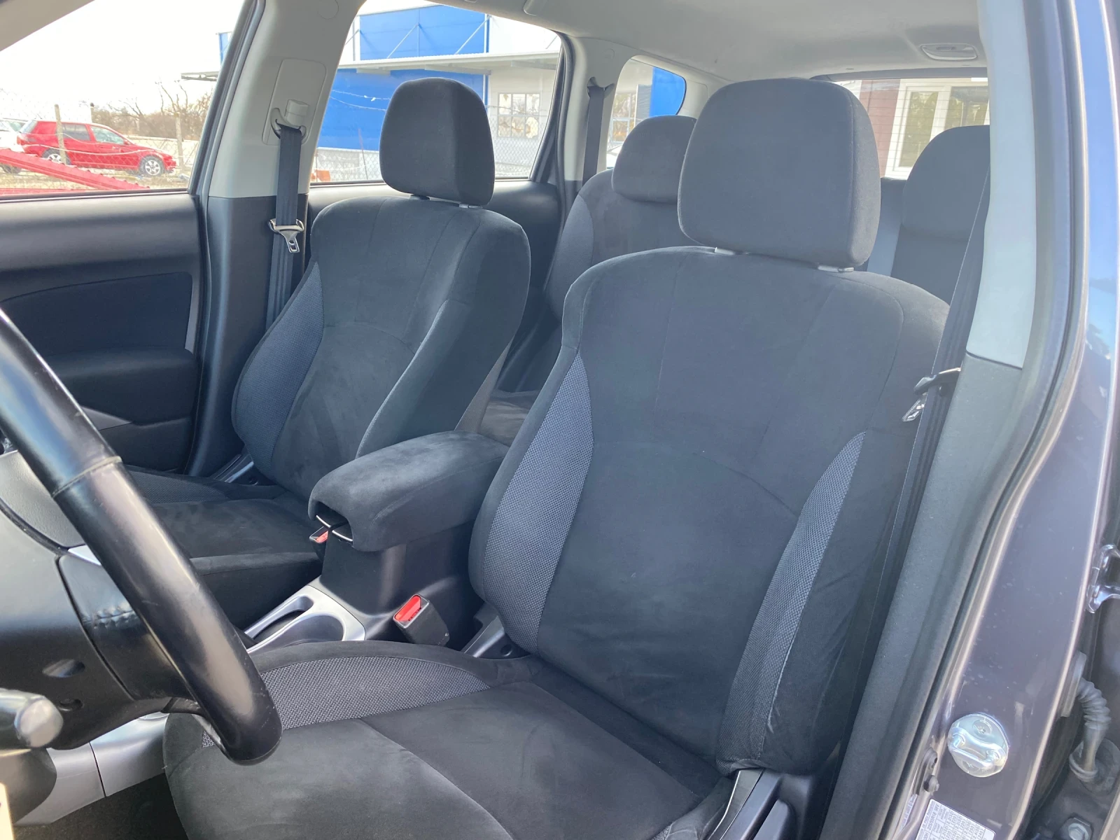 Mitsubishi Outlander 2.4I Автоматик | Mobile.bg — изображение 12