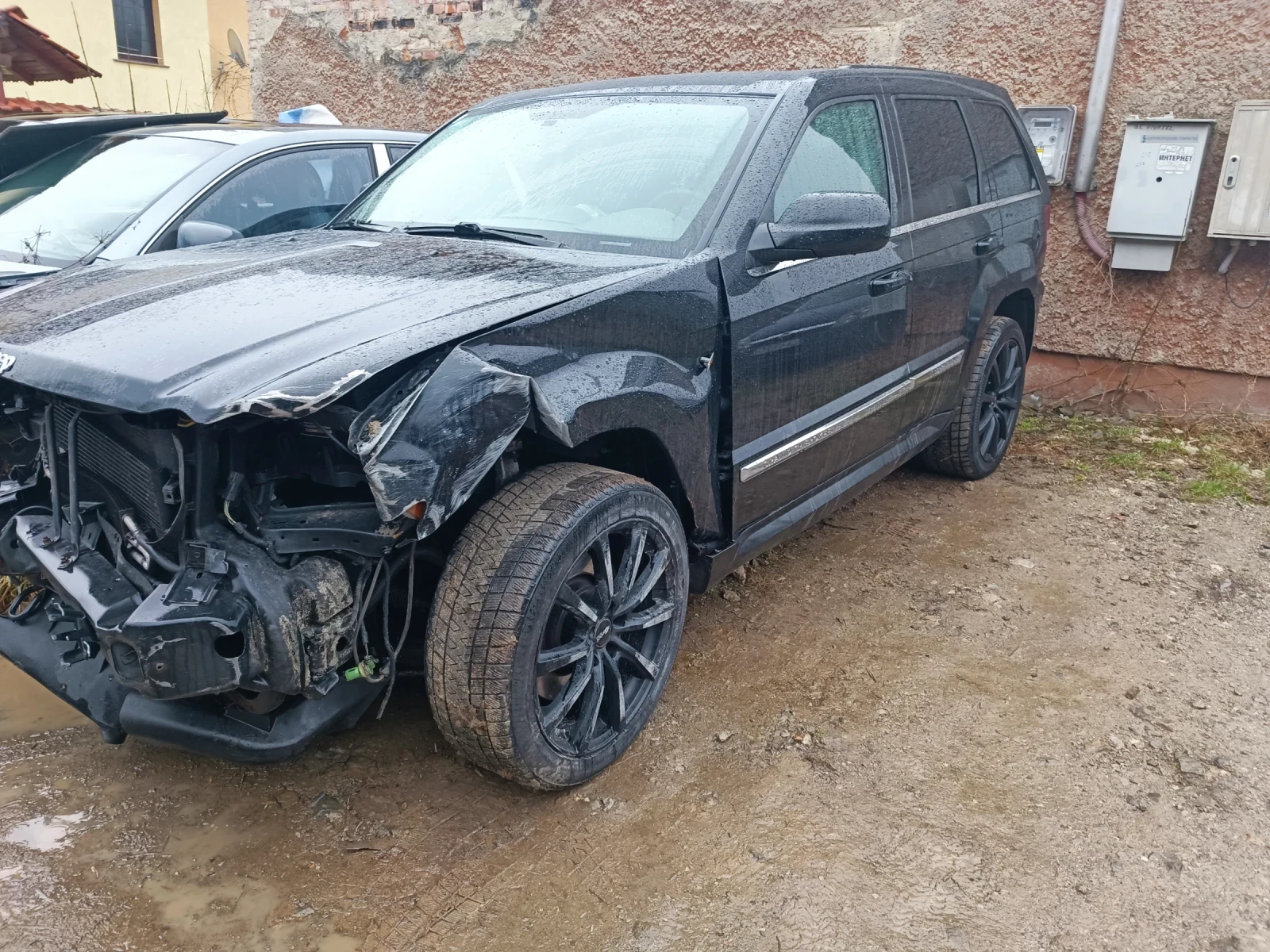 Jeep Grand cherokee 6.1 srt 2бр на части , снимка 14 - Автомобили и джипове - 53611029