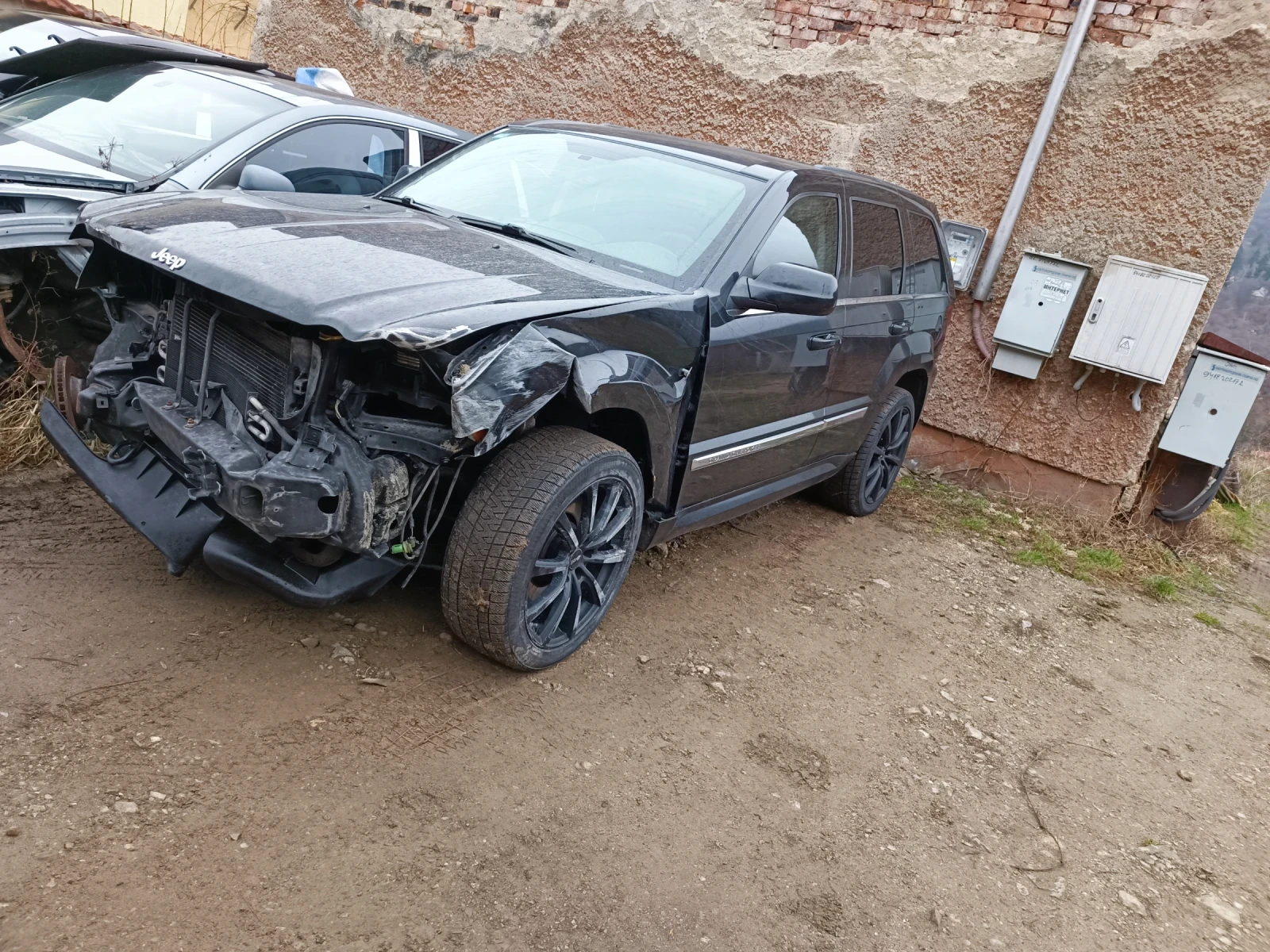 Jeep Grand cherokee 6.1 srt 2бр на части , снимка 17 - Автомобили и джипове - 53611029