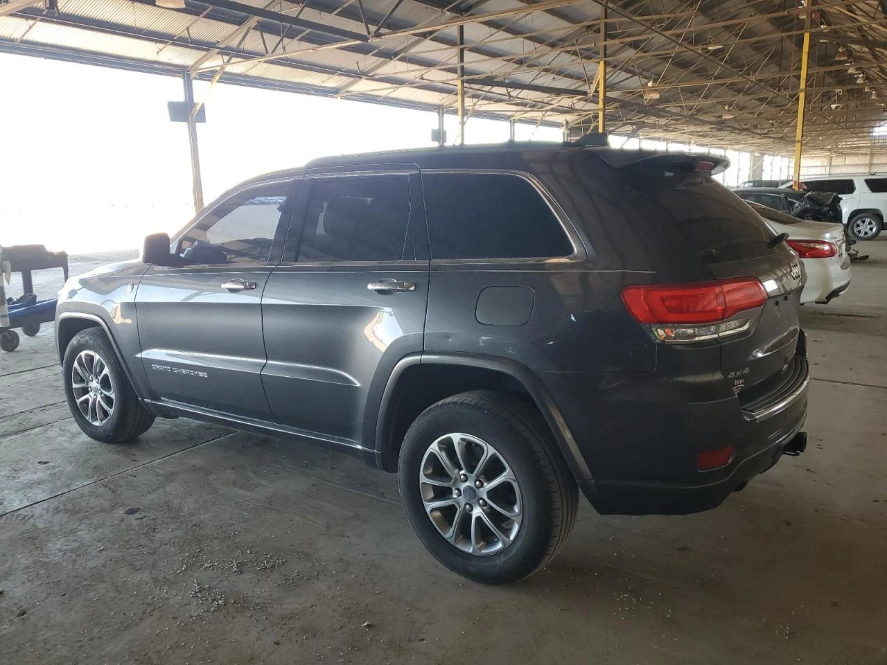 Jeep Grand cherokee OVERLAND / fiksirana tsena - изображение 5