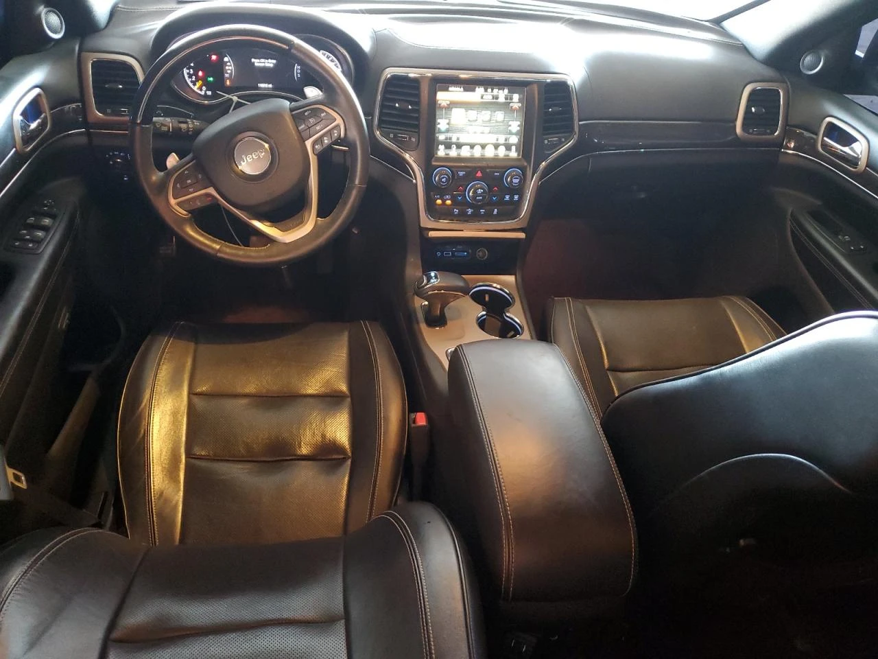 Jeep Grand cherokee OVERLAND / fiksirana tsena - изображение 8