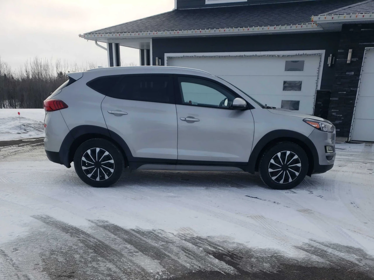 Hyundai Tucson * ���� ������* ���� �� �� * �������� ������� *  | Mobile.bg � ����������� 3