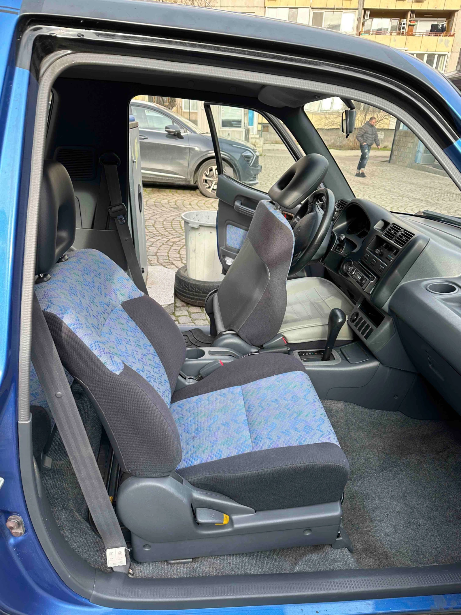 Toyota Rav4  - изображение 9