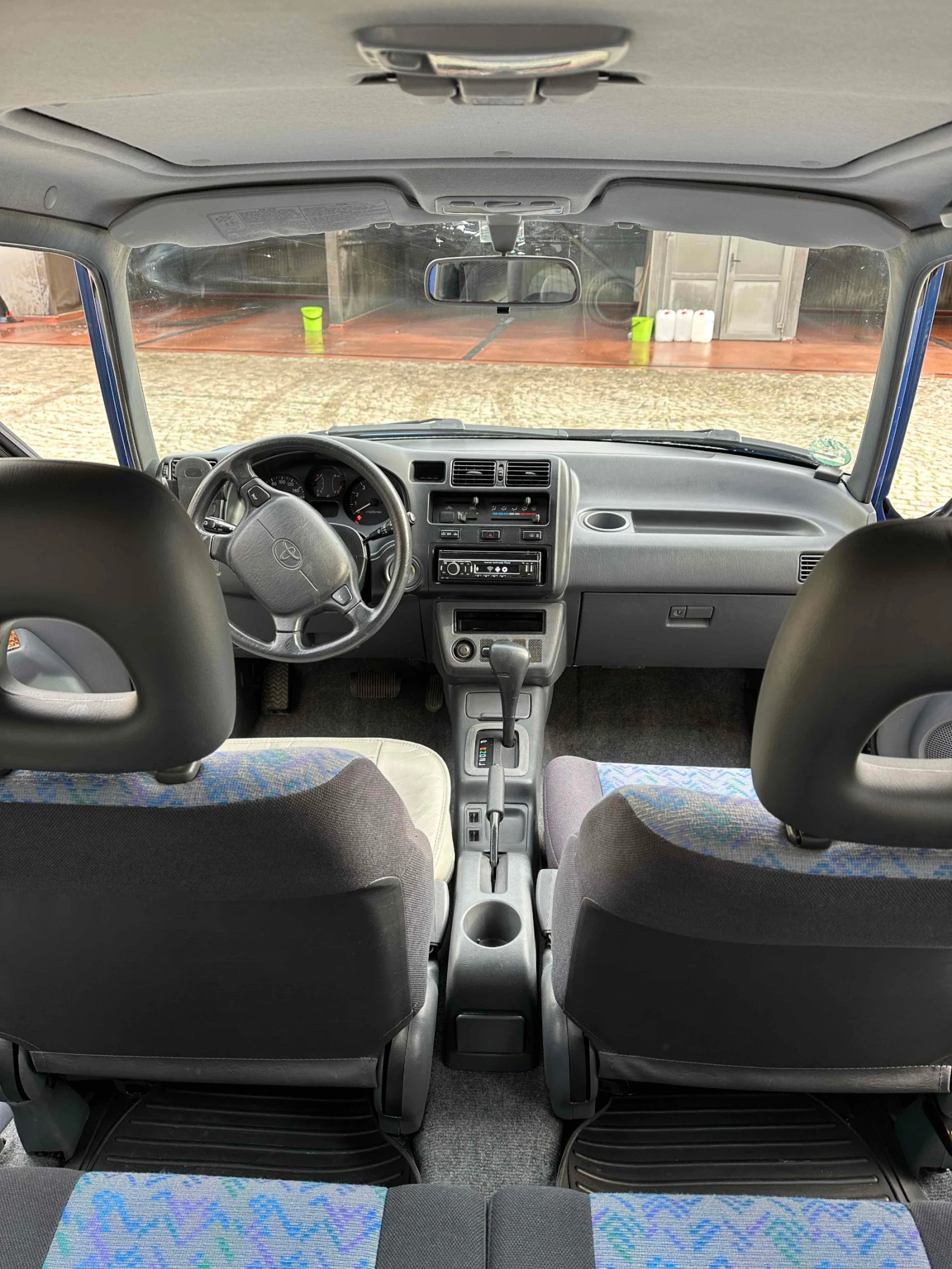 Toyota Rav4  - изображение 8