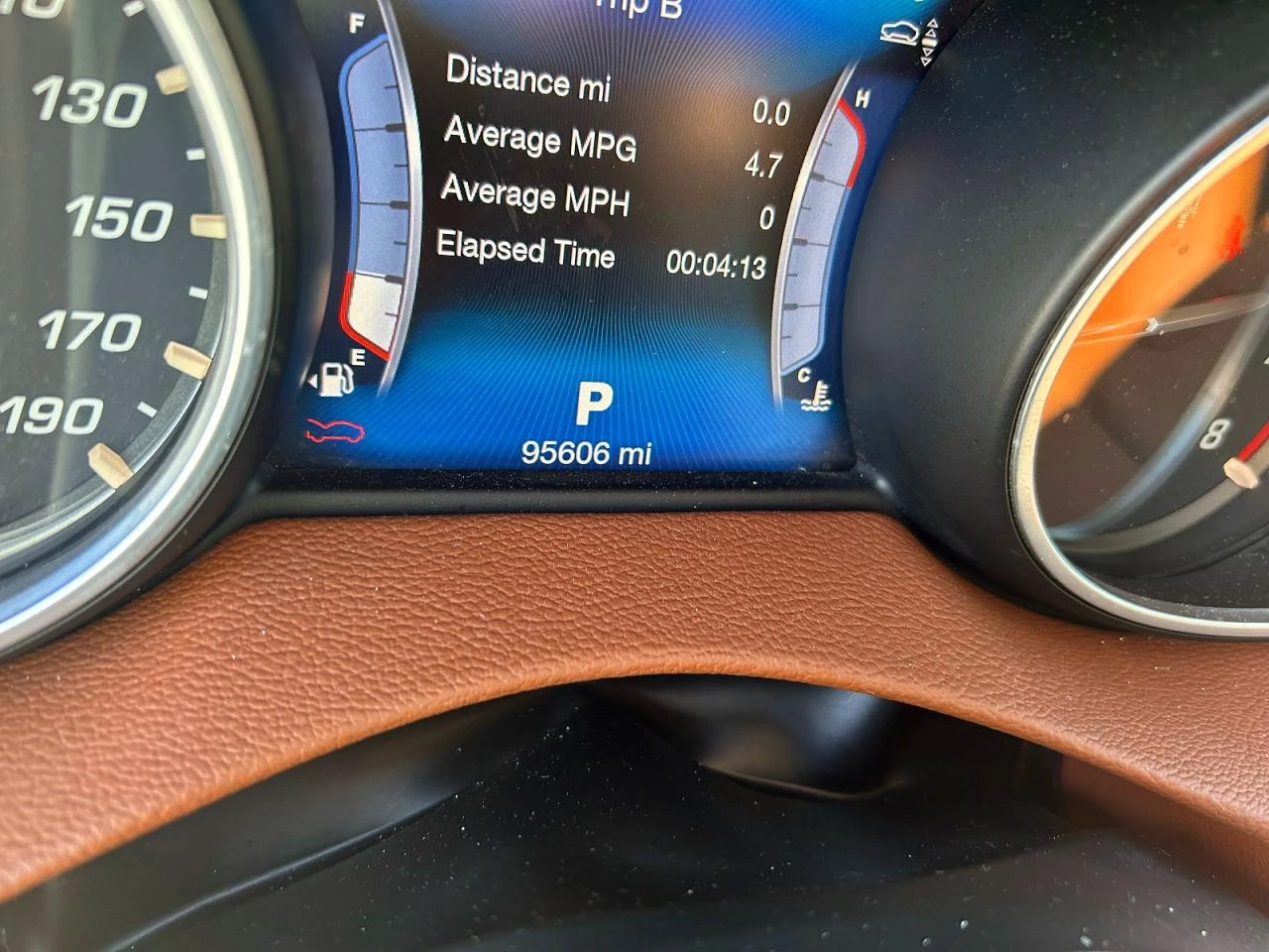 Maserati Levante SPORT - изображение 8