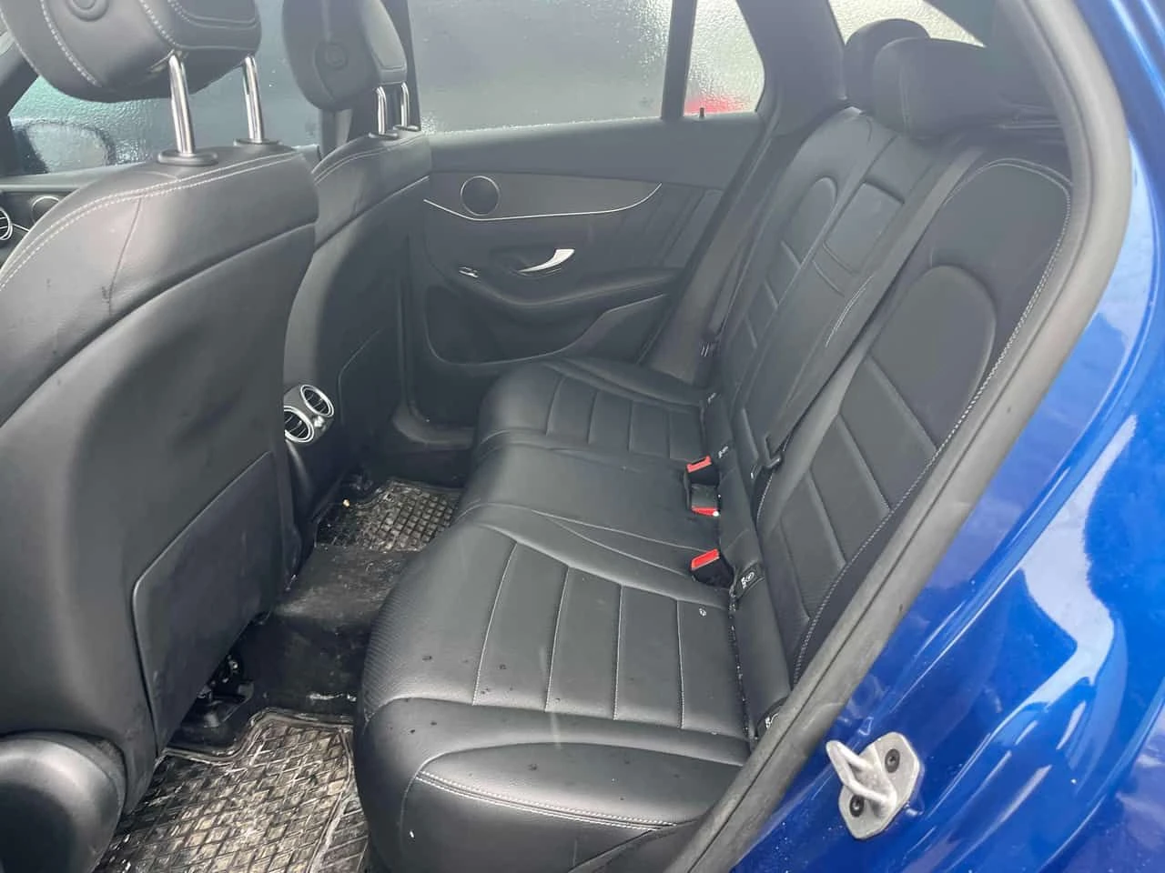 Mercedes-Benz GLC 300 * CARFAX * ДИСТРОНИК * АМГ ПАКЕТ * DIGITAL, снимка 12 - Автомобили и джипове - 53919176