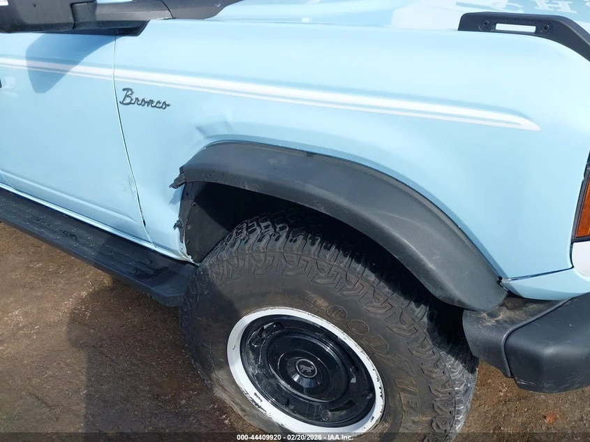 Ford Bronco Heritage Limited Edition, снимка 6 - Автомобили и джипове - 54184931